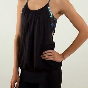 Lululemon No Limits Tank Black Petal print